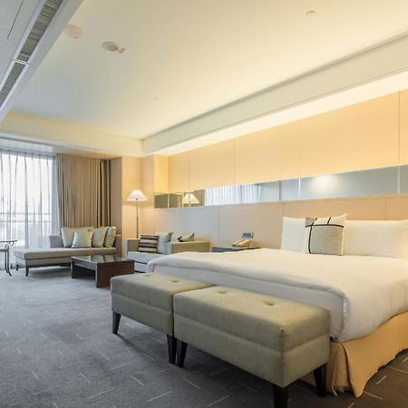 Tempus Hotel - Dadun Building Taichung Bagian luar foto