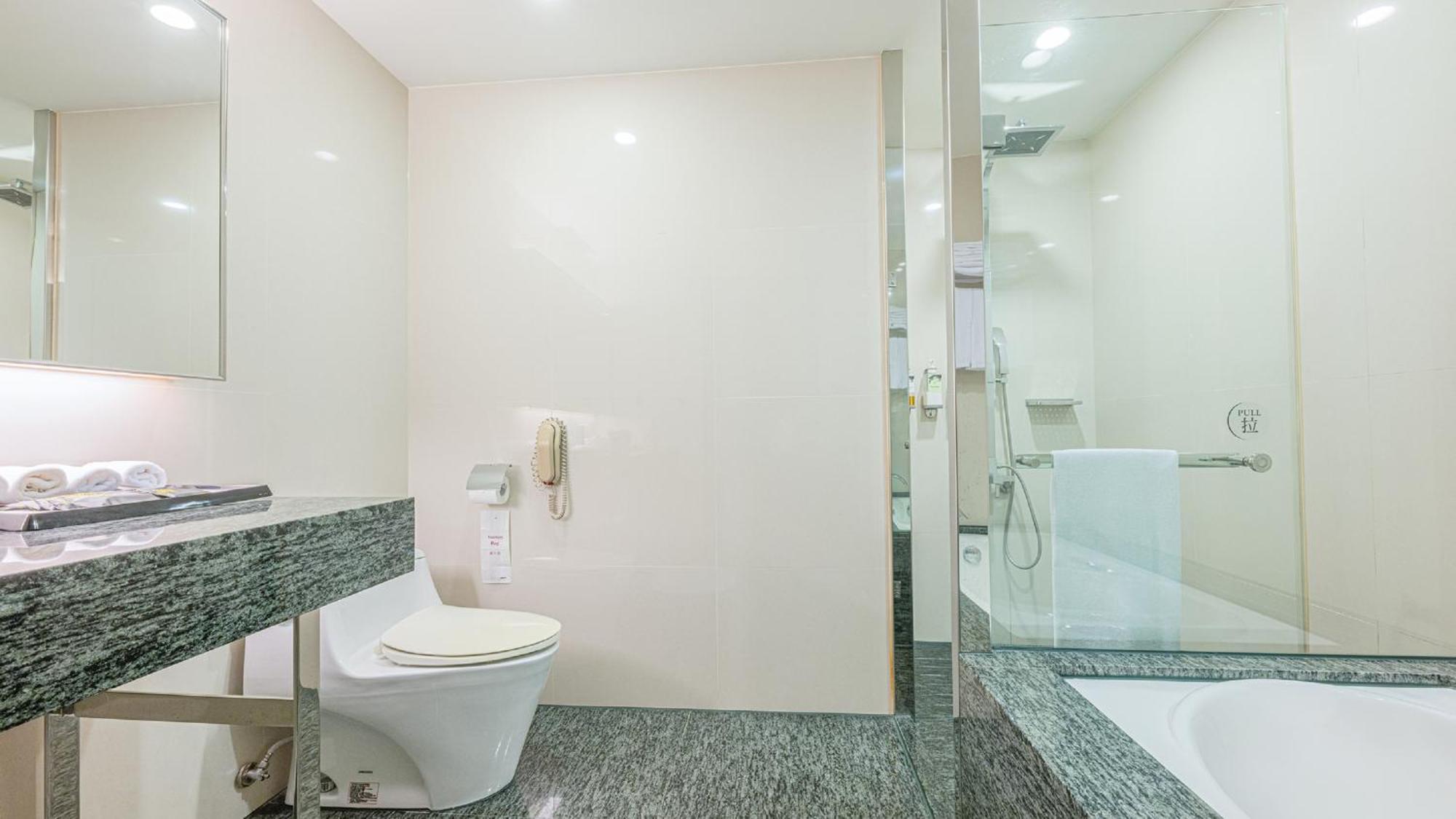 Tempus Hotel - Dadun Building Taichung Bagian luar foto
