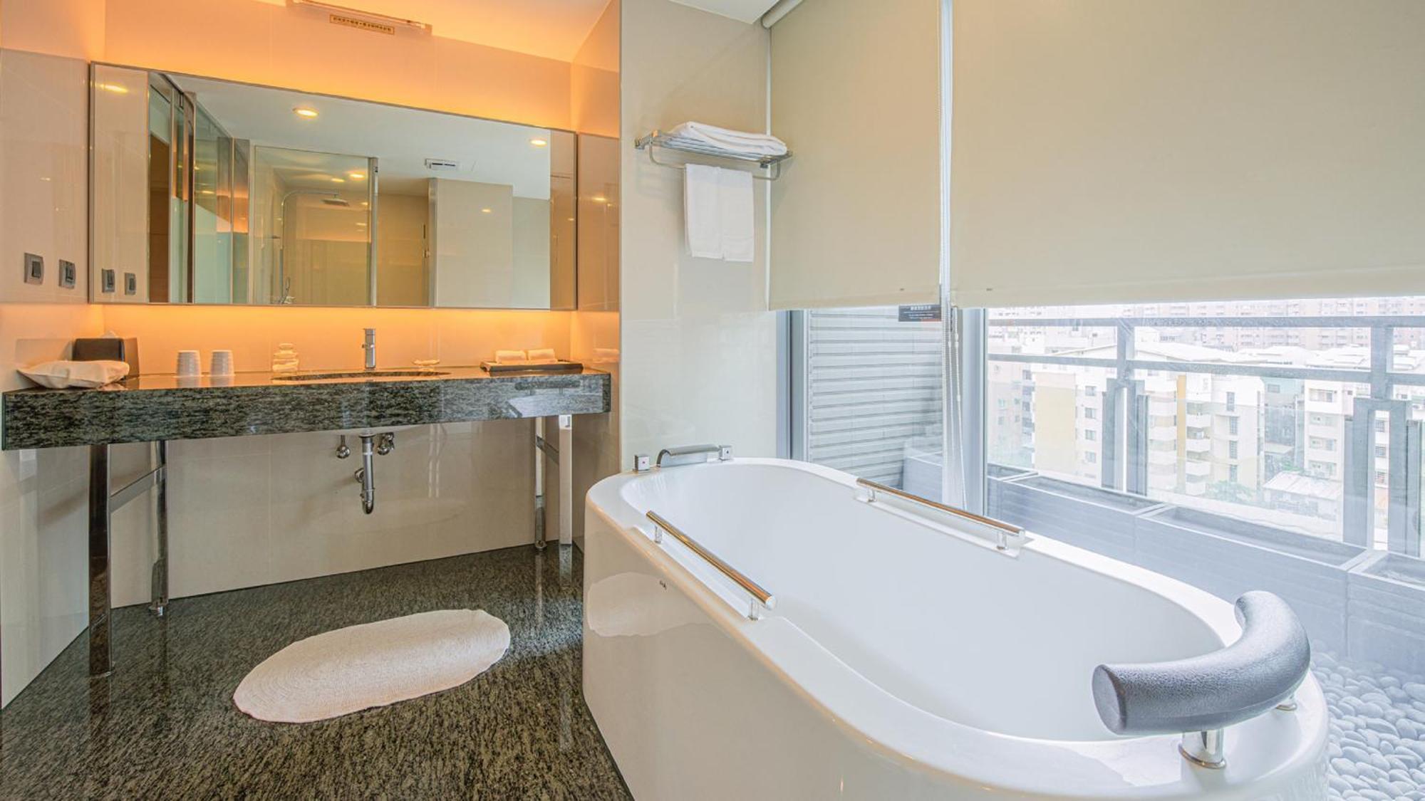 Tempus Hotel - Dadun Building Taichung Bagian luar foto