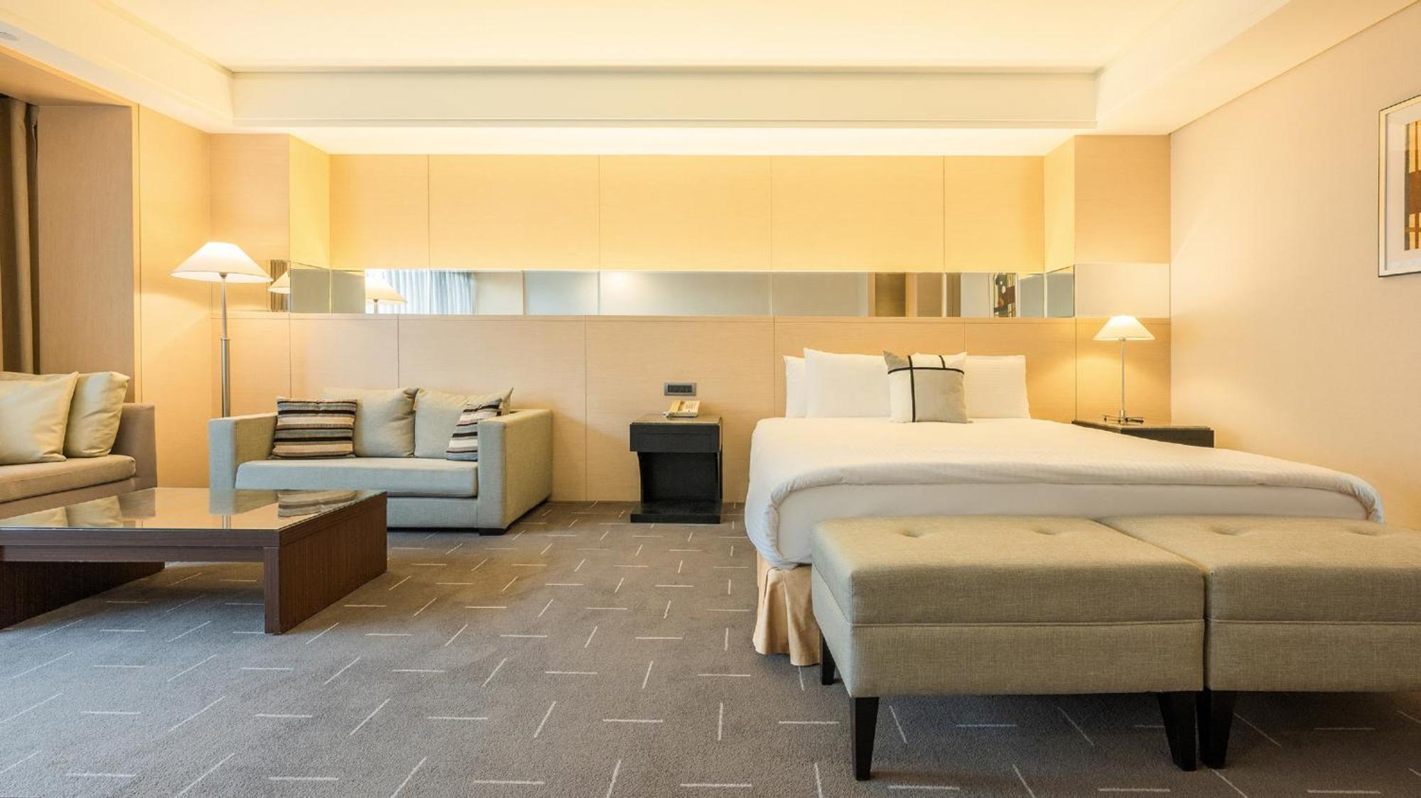 Tempus Hotel - Dadun Building Taichung Bagian luar foto